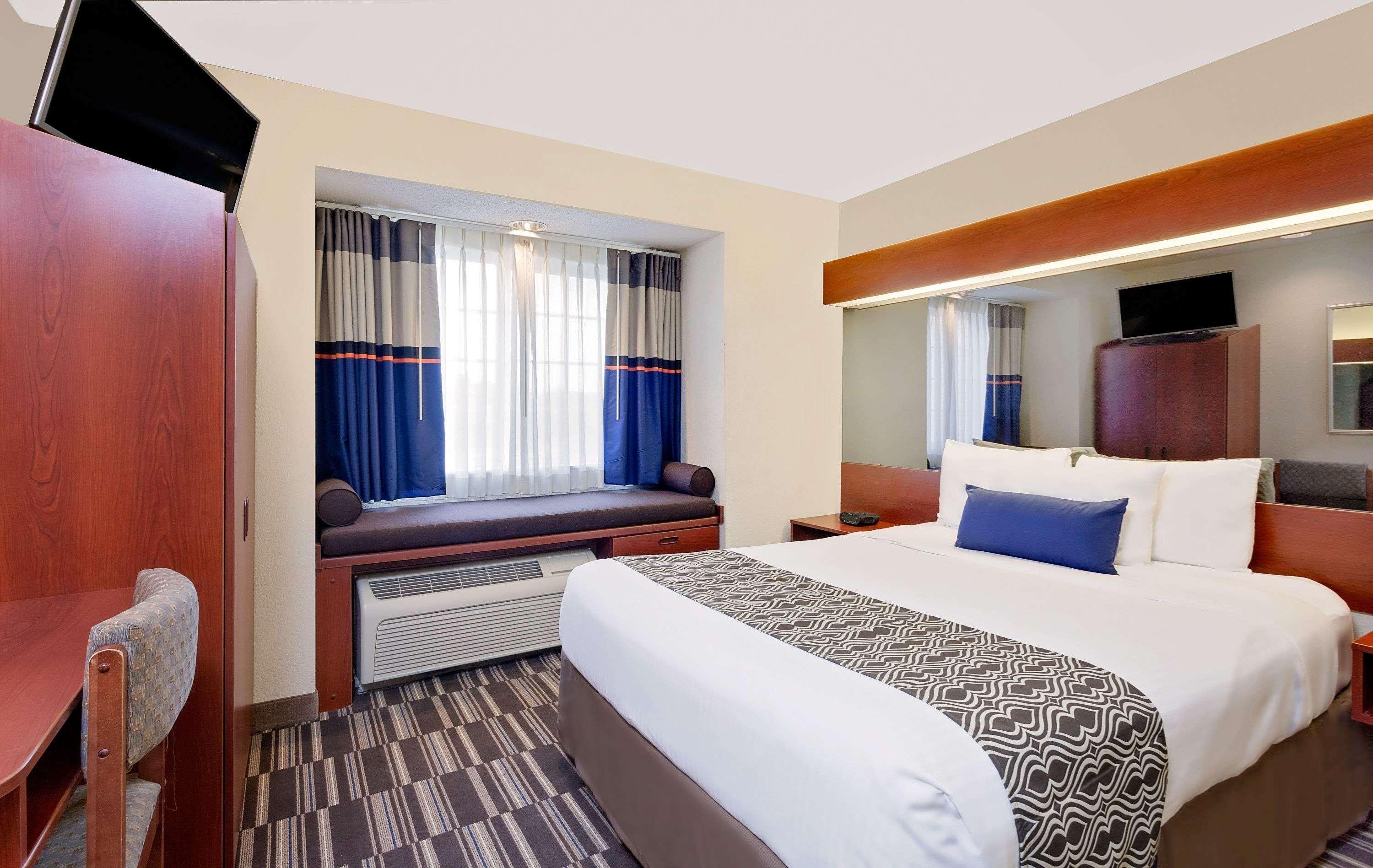 Microtel Inn & Suites By Wyndham Middletown Exterior photo